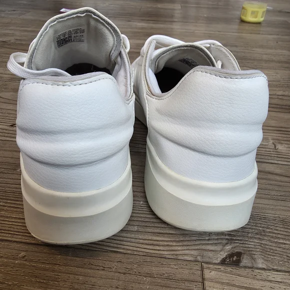 adidas ZNTASY Off White Sneaker - Picture 4 of 9